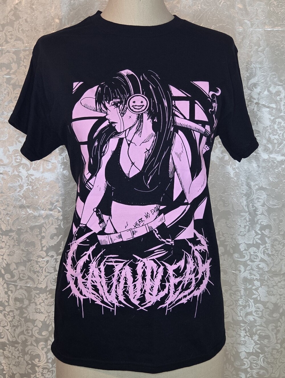 HAUNTLESS Black Women's Graphic Tee with Pink Anime Print S